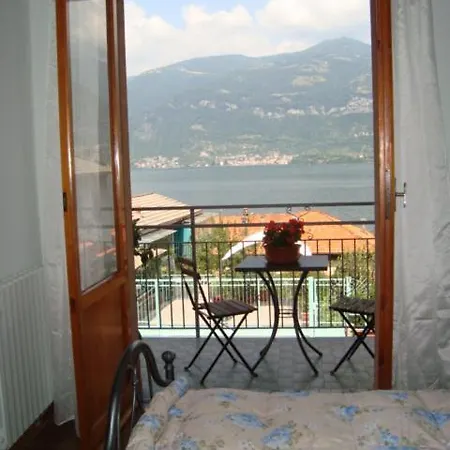 Cherry En Rose Oda ve Kahvaltı 3*