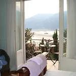 Bed and Breakfast Cherry En Rose
