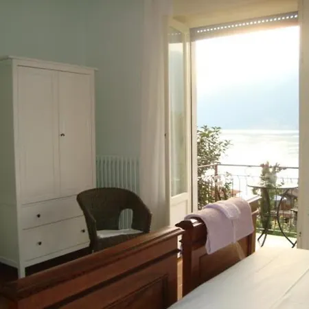 Bed & Breakfast Cherry En Rose Lezzeno