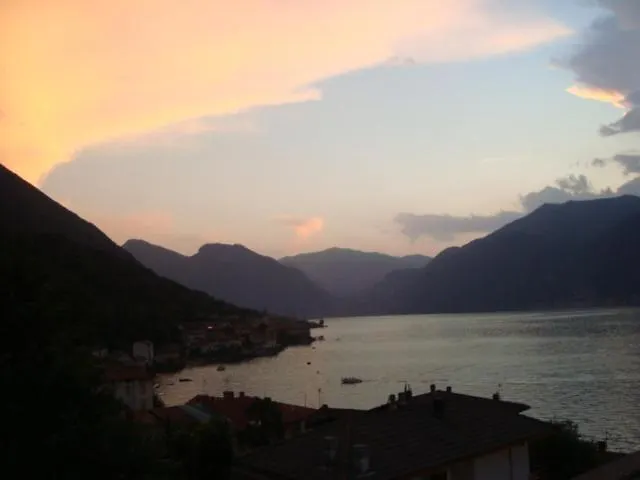 ベッド・アンド・ブレックファスト Cherry En Rose レッツェノ