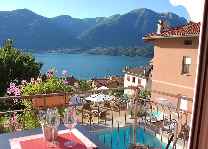 Bed and Breakfast Cherry En Rose Lezzeno