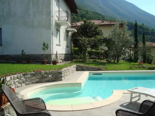 Bed and Breakfast Cherry En Rose 3*